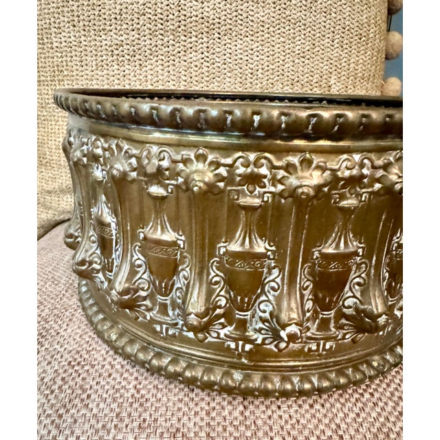 Antique French Revival Repoussé Brass Jardinière Cachepot, Embossed Classical Urn Motif Planter C 1890–1915 For Sale In Raleigh - Image 6 of 11