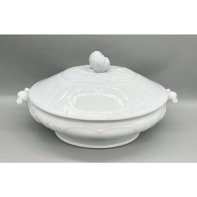 19th Century English J. Edwards White Ironstone Covered Tureen St. Louis Shape – Victorian / English Country For Sale - Image 12 of 13