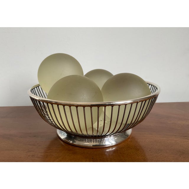 Late 20th Century Silverplated Wire Bread Basket For Sale - Image 9 of 10