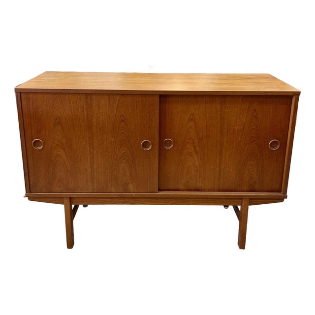 1970s Danish Modern Small Teak Cabinet Credenza by Dux - Vintage - Mid Century Modern For Sale