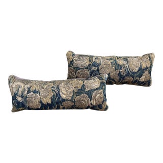 A Pair of 18th Century Pillow With Tapestry and Flower Design For Sale