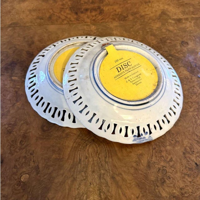 1900 - 1909 Antique Japanese Imari Plates, 1900, Set of 2 For Sale - Image 5 of 6