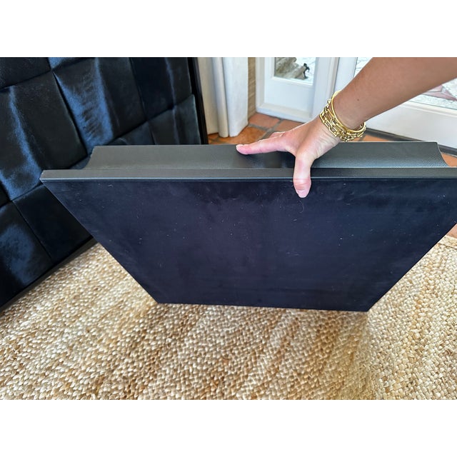 Early 21st Century Geoffrey Parker Staunton Leather Championship Chess Set For Sale - Image 5 of 10