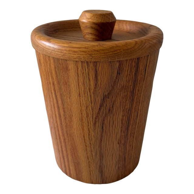 Vintage Mid Century Oak Ice Bucket Made by Vermillion For Sale