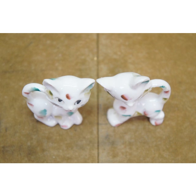 White Mid Century Japan Porcelain Long Neck Cat Figurines Calico Splatter Pair 1950s For Sale - Image 8 of 11