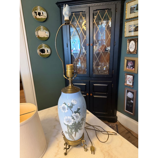 Vintage Bing & Grondahl Copenhagen Danish Porcelain Floral Vase Table Lamp With Brass Footed Base For Sale - Image 9 of 14
