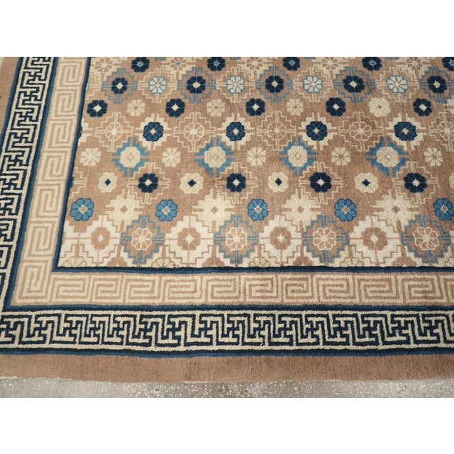 Mid 20th Century Galerie Shabab Collection Mid-20th Century Chinese Peking Small Room Size Carpet For Sale - Image 5 of 7