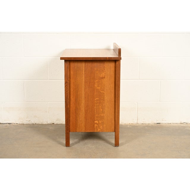 Stickley Mission Oak Arts & Crafts Nightstand or Bachelor Chest For Sale - Image 13 of 16