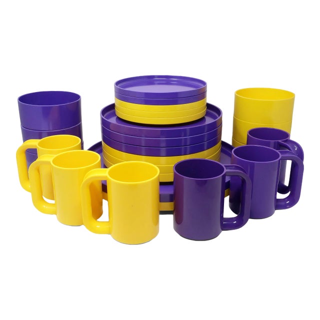 Purple and Yellow Dinnerware by Vignelli for Heller - Service for 6 For Sale