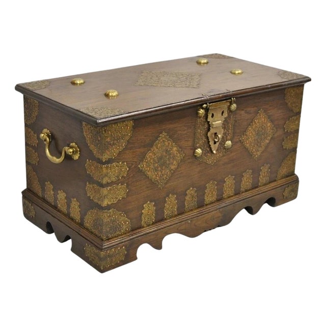 Antique Anglo Indian Oak Wood & Brass Mounted Coffer Blanket Chest Trunk For Sale