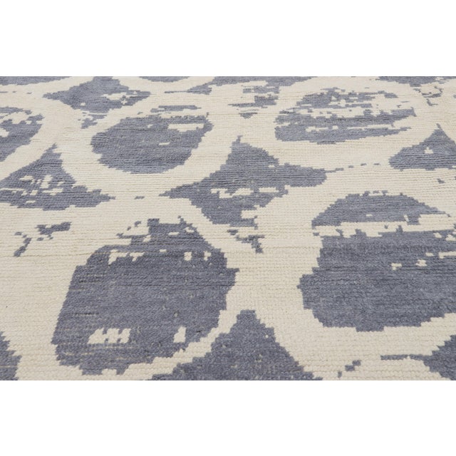 Early 21st Century Contemporary Turkish Moroccan Rug, 09'11 X 14'02 For Sale - Image 5 of 10