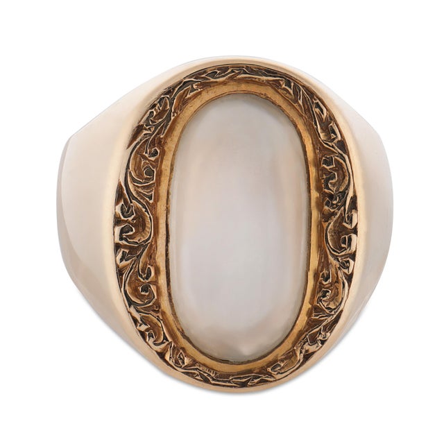 Victorian Early 20th Century Victorian Moonstone 14k Yellow Gold Signet Ring, Size 4.75 For Sale - Image 3 of 6