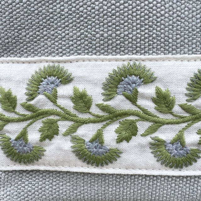 Lee Industries Performance Traditional Swivel Chair For Sale In Atlanta - Image 6 of 11