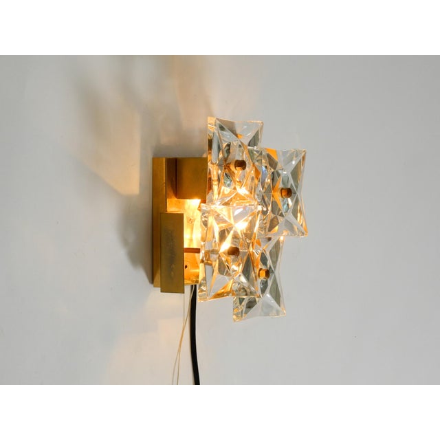 Kinkeldey Crystal Glass and Brass Wall Lamp in Mint, 1960s For Sale - Image 9 of 18