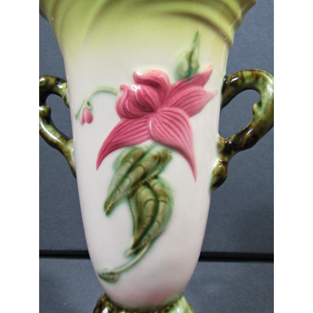 1950s Hull Woodland W-18 Chartreuse & Pink Hi-Gloss Art Pottery Vase For Sale - Image 9 of 14