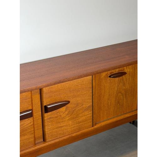 Mid-Century Modern Teak Sideboard from Jentique For Sale - Image 9 of 12