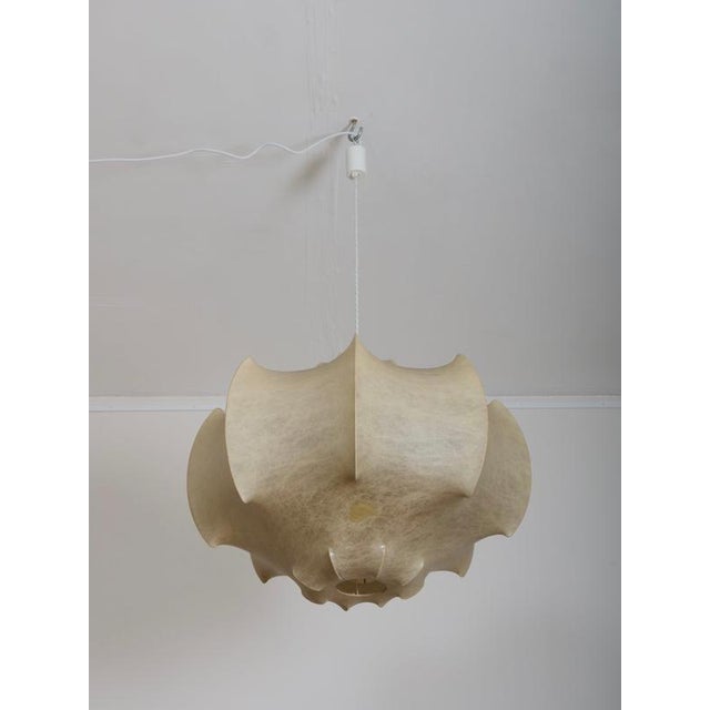 Beige Viscontea Pendant Light by Achille and Pier Giacomo Castiglioni for Flos, Italy, 1960 For Sale - Image 8 of 10