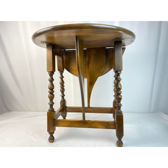 Heywood-Wakefield Mid 20th Century Vintage Butterfly Drop Leaf Side Table For Sale - Image 4 of 11