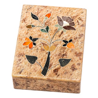 1930s Beautiful Pietra Dura Hand Made Antique Inlaid Stone Flower Specimen Jewelry Trinket Box Home Decor For Sale