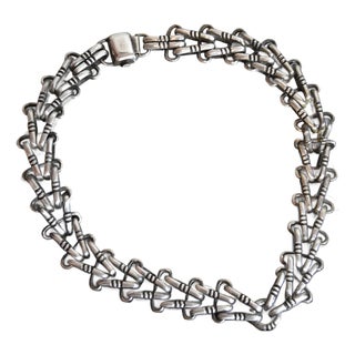 Mid 20th Century Artisan Hand Crafted Chunky Sterling Silver Chain Choker Necklace Mexico For Sale