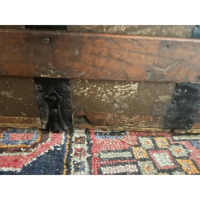 Small Trunk in Oak For Sale - Image 6 of 16