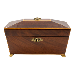 Early 19th Century Regency Mahogany Box With Satinwood Edging and Brass Basket Pull