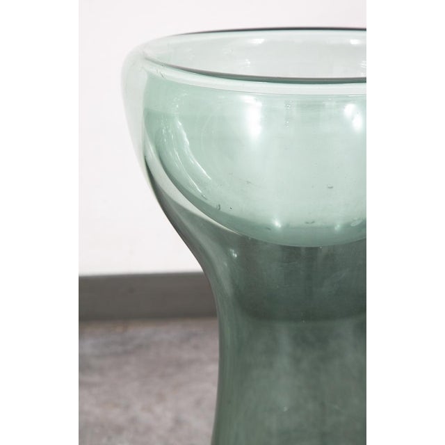 1960s Mid Century Modern Glass Planter Floorstanding Vase Studio Hand Blown Vintage 70 For Sale - Image 5 of 12
