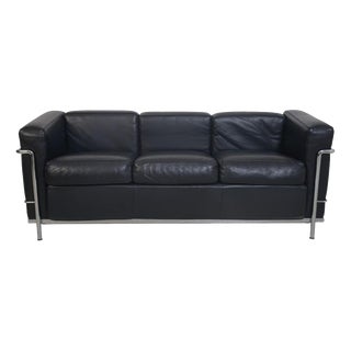 LC2 Three-Seater Sofa in Black Leather from Le Corbusier, 2000s For Sale