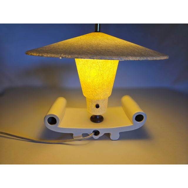 1950s 50s Ceramic Fiberglass Far Eastern Style Accent Lamp For Sale - Image 5 of 5