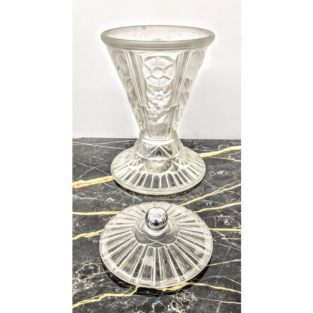 Early 20th Century French Art Deco Table Lamps by Hanots - a Pair For Sale - Image 5 of 7