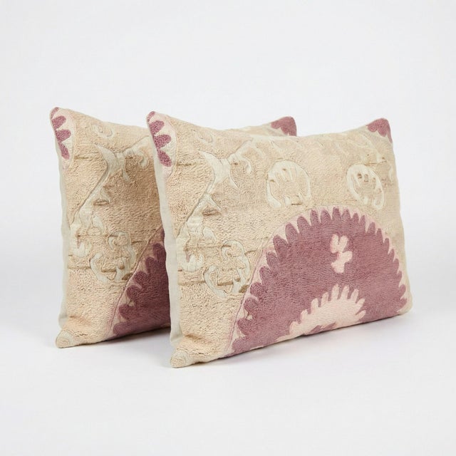 Mid-Century Modern Embroidered Suzani Lumbar Pillow Cover 16'' X 24'' - Set of Two For Sale - Image 3 of 5