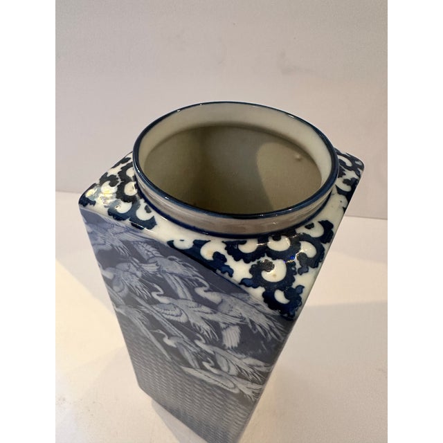 Cranes in Flight Vintage Japanese Porcelain Vase For Sale In Miami - Image 6 of 10