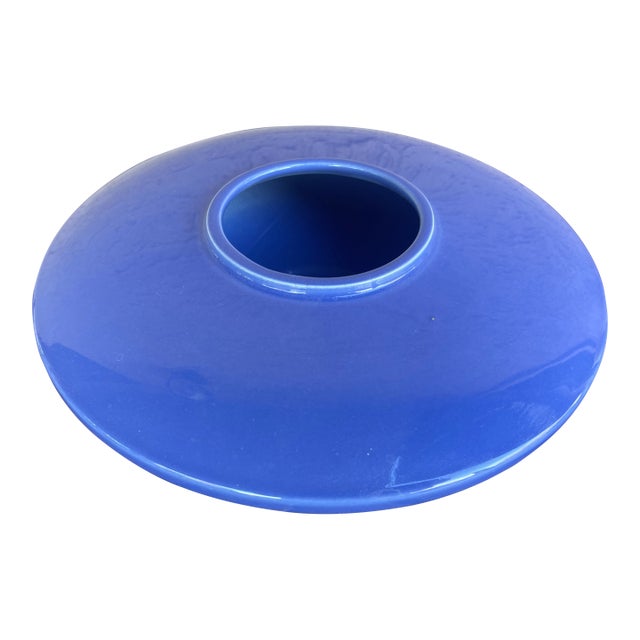 Mid Century 1970's Cobalt Blue Glossy Ceramic Flying Saucer Ikebana Vase - Rare For Sale
