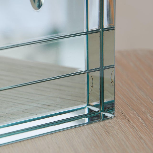 Transparent Italian Rectangular Crystal Vase by Pierangelo Gallotti & Luigi Radice, 1960s For Sale - Image 8 of 8