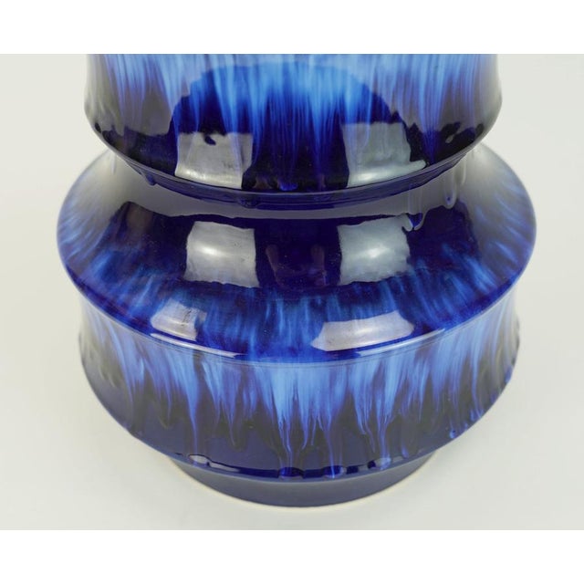 Large vase manufactured by Scheurich Keramik, West-Germany, in the 1960s to 1970s. Model 267-38 with shiny drip glaze in...