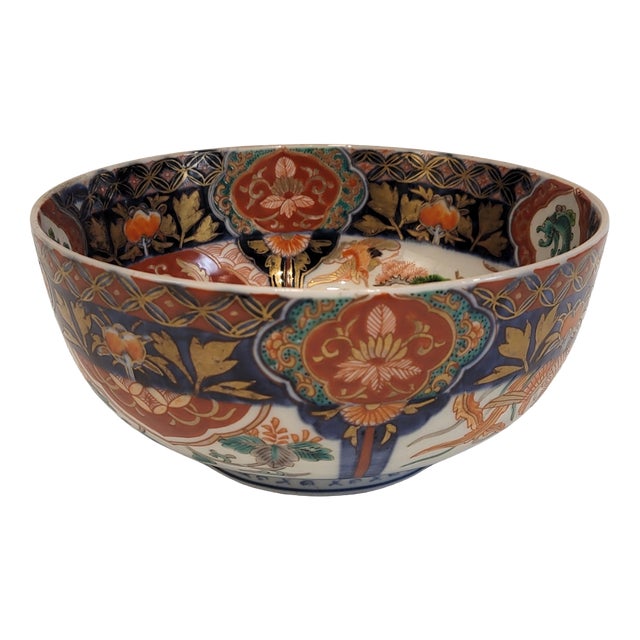 Early 19th Century Imari Porcelain Bowl, Japan For Sale