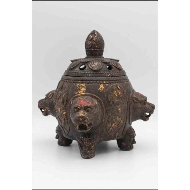 Late Qing Bronze Tripod Censer With Tiger-Head Masks and Pierced Lid For Sale - Image 4 of 8