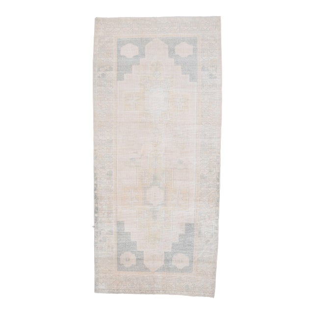 1970s Vintage Handmade Wool Cotton Turkish Beige Area Rug For Sale