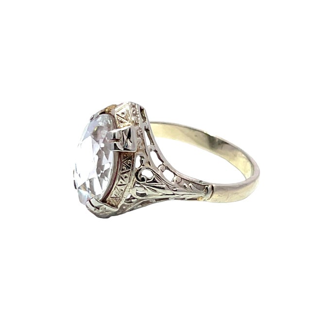 Modern 18k White Gold Marquise Cut Aquamarine Ring, Size 6 For Sale - Image 3 of 5