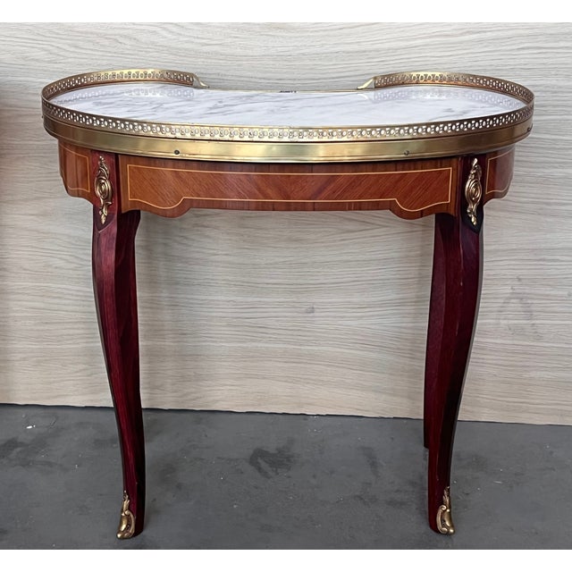 1900 - 1909 Pair of French Kidney Shape Nightstands Bedside Tables Louis Xvi, Circa 1910 For Sale - Image 5 of 12