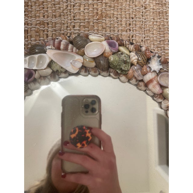 1980s Pair of Vintage French Coquillage Seashells Round Small Mirrors For Sale - Image 5 of 10