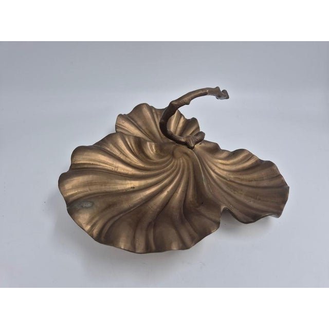 Art Nouveau Leaf-Shaped Bowl in Brass, France, 1900s For Sale - Image 8 of 11