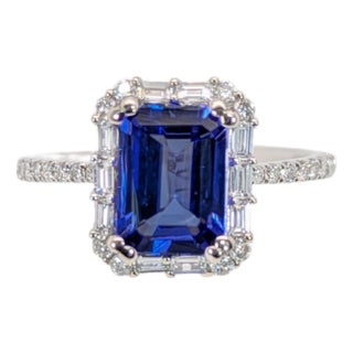 1.6Ct Tanzanite Diamond Halo Ring: Solid 14k Gold, Emerald Cut 8x6mm, Size 6.75 For Sale