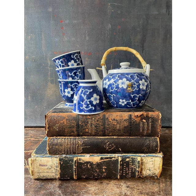 One of our favorite patterns this classic pattern of a blue and white cherry blossom is perfect on this contemporary...