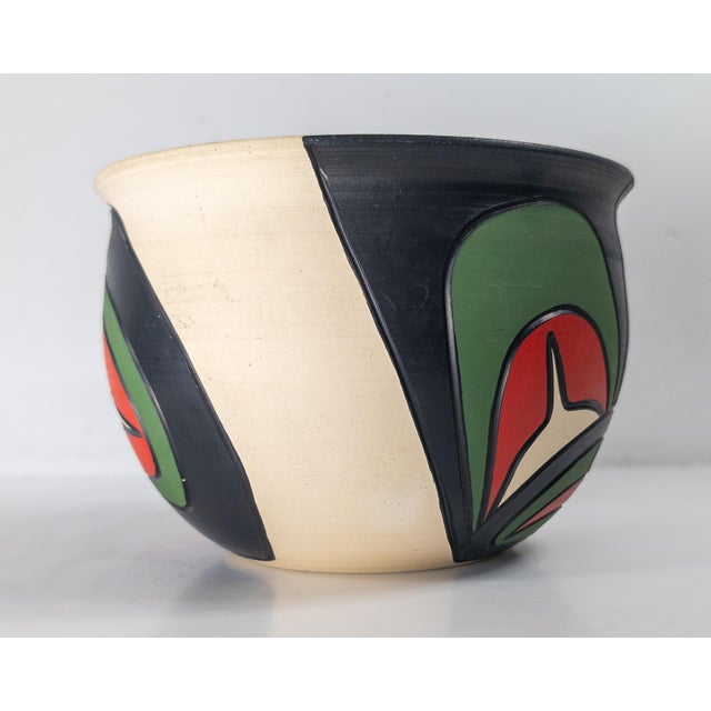 Modern 1990's Contemporary Native American Northwest Coast Indian Art Pottery Bowl by Stewart Jacobs For Sale - Image 3 of 10