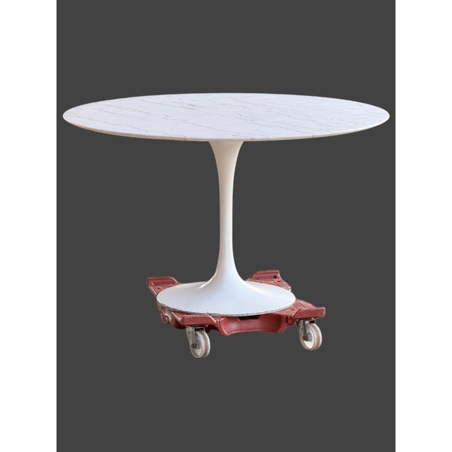 Mid-Century Modern Mid-Century Modern Marble Top Dining Table by Eero Saarinen for Knoll International For Sale - Image 3 of 6