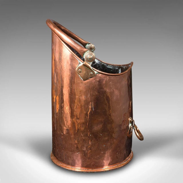 1850s Large Antique Victorian English Copper Country House Coal Bin For Sale - Image 4 of 11