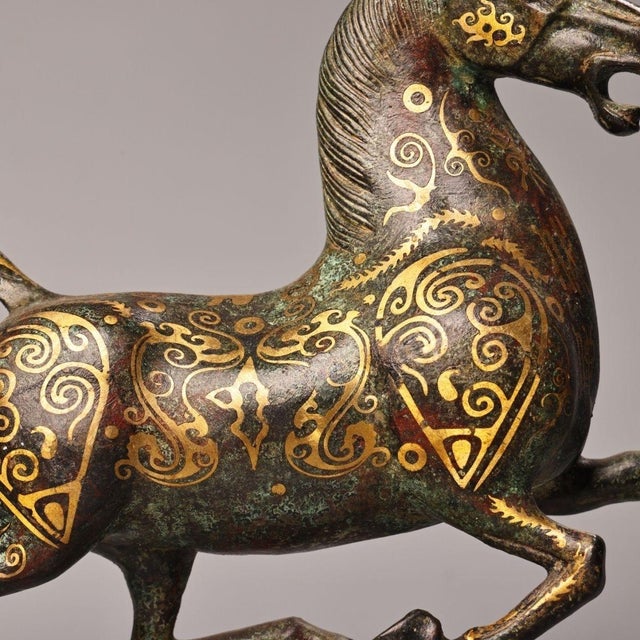 Vintage Bronze "Flying Horse of Gansu" With Gold Inlay Statue - 10" Wide For Sale - Image 9 of 10