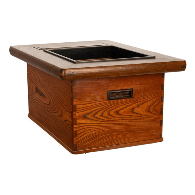 Antique Japanese Meiji Period Keyaki Wood & Copper Hibachi Brazier Table 1890 For Sale - Image 4 of 13