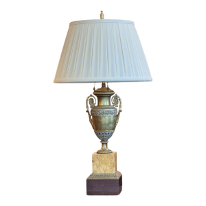 Early 20th Century Bronze and Marble Neoclassical Urn Lamp